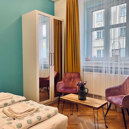 Moderni Apartman Na Hluboke V Praze - Idealni Pro 4 Prag Exterior foto