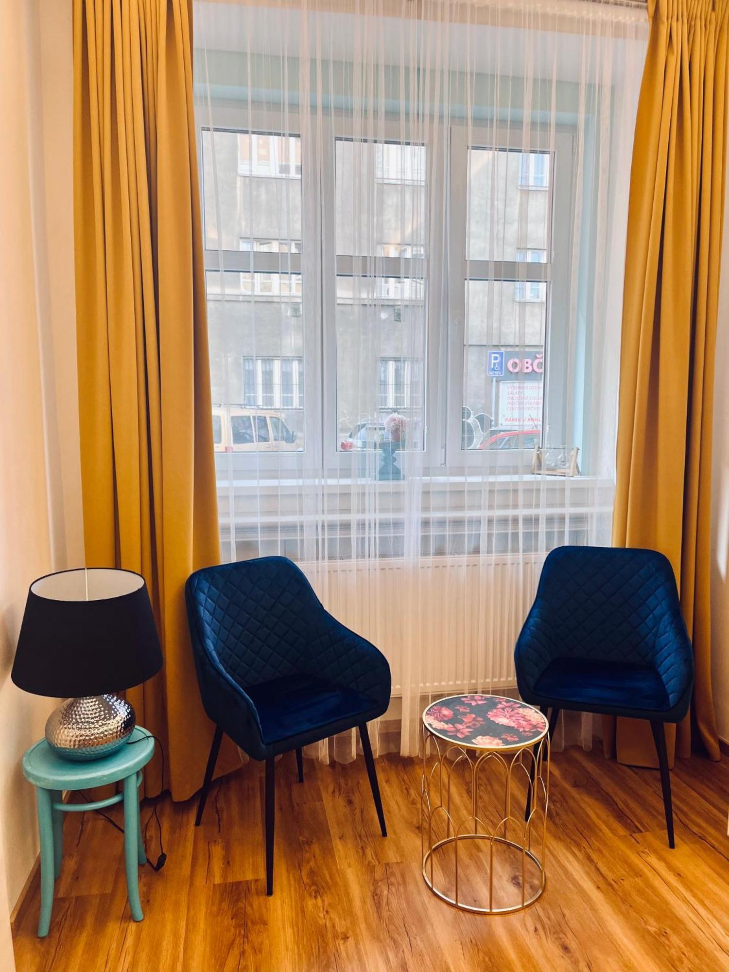 Moderni Apartman Na Hluboke V Praze - Idealni Pro 4 Prag Exterior foto